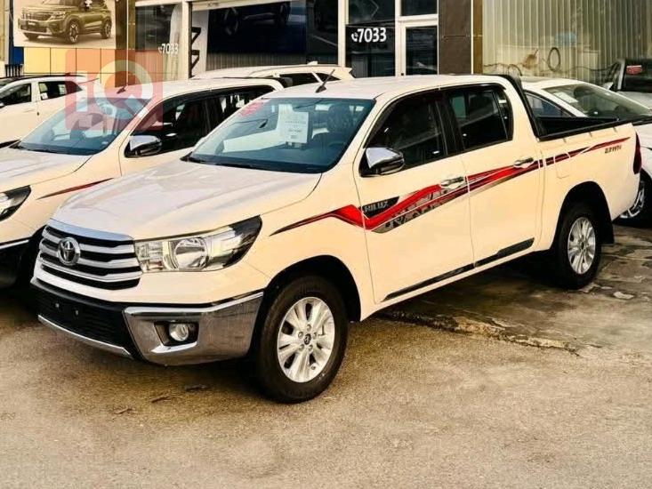 تويوتا هايلوكس